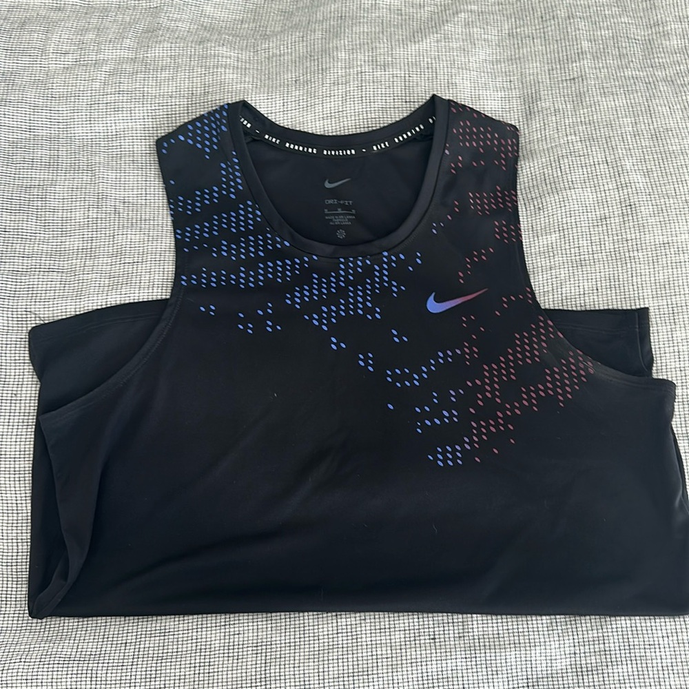 Dry fit tank. Nike